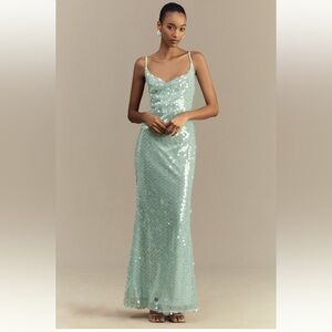 Elegant Sequin Evening Dress in Mint Green